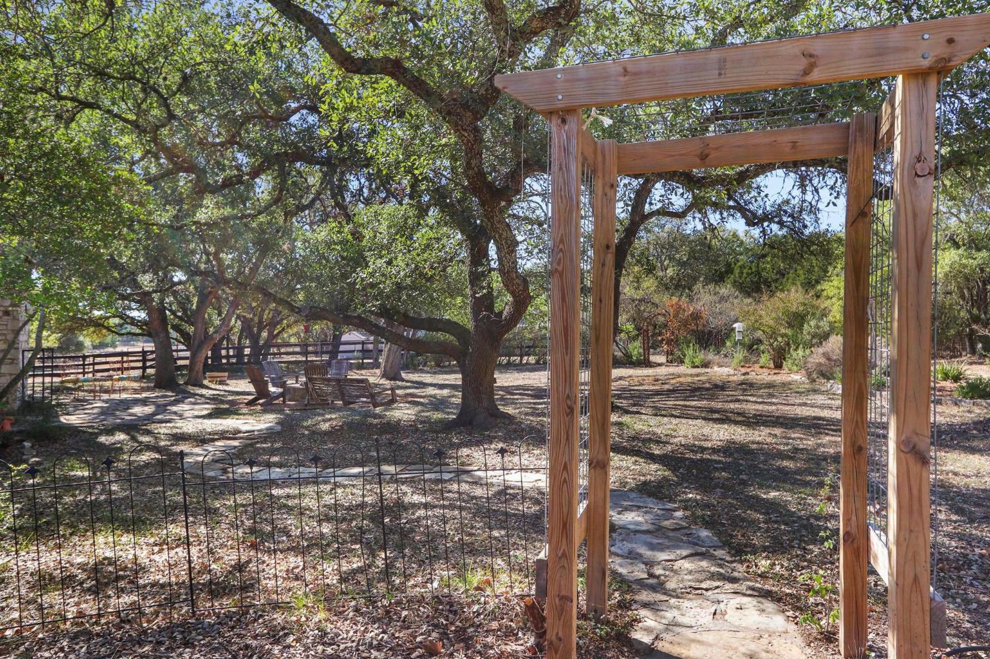 Red Donkey Cottage Wimberley Buitenkant foto